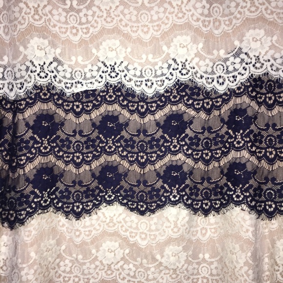 JESSICA SIMPSON GORGEOUS LACE DRESS-LIKE NEW-CUTE AND COMFORTABLE. YOU WILL LOVE - Picture 6 of 9